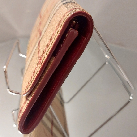 Burberry Haymarket Check wallet - Picture 3 of 16